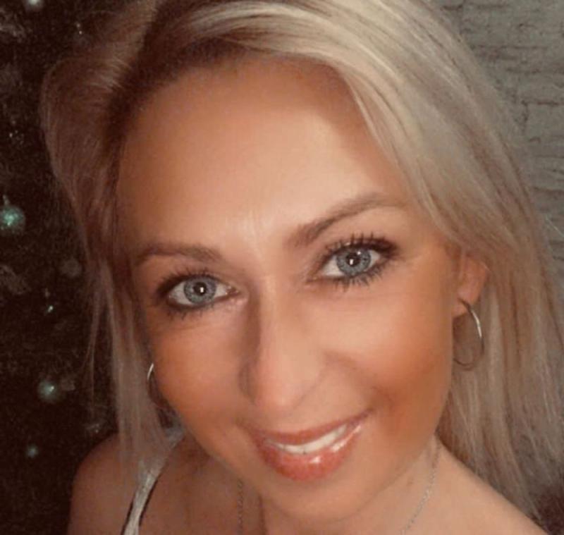 Single woman 56 in Milwaukee, WI. Bako Free dating make new friends!